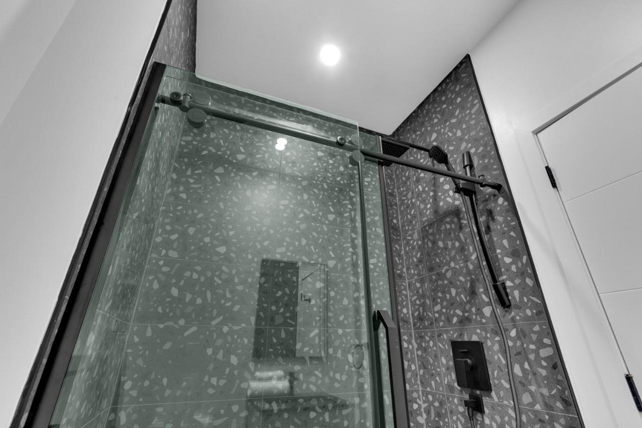 Deluxe Suites Downtown מונטריאול מראה חיצוני תמונה