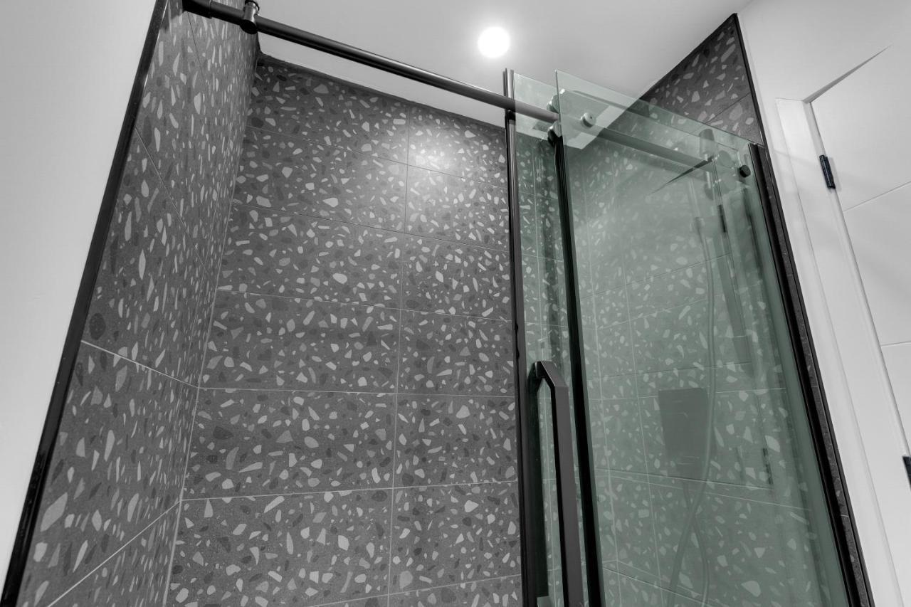 Deluxe Suites Downtown מונטריאול מראה חיצוני תמונה
